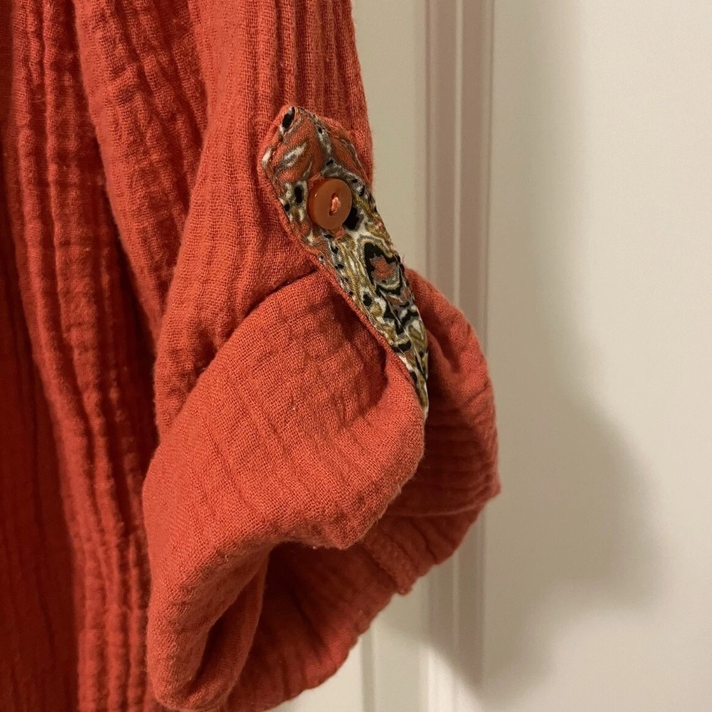 A Common Thread Coral Boho Top - Picture 4 of 4